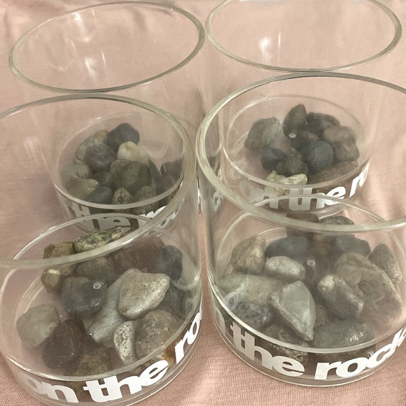 “On The Rocks” Cocktail Set - Picture 2 of 3